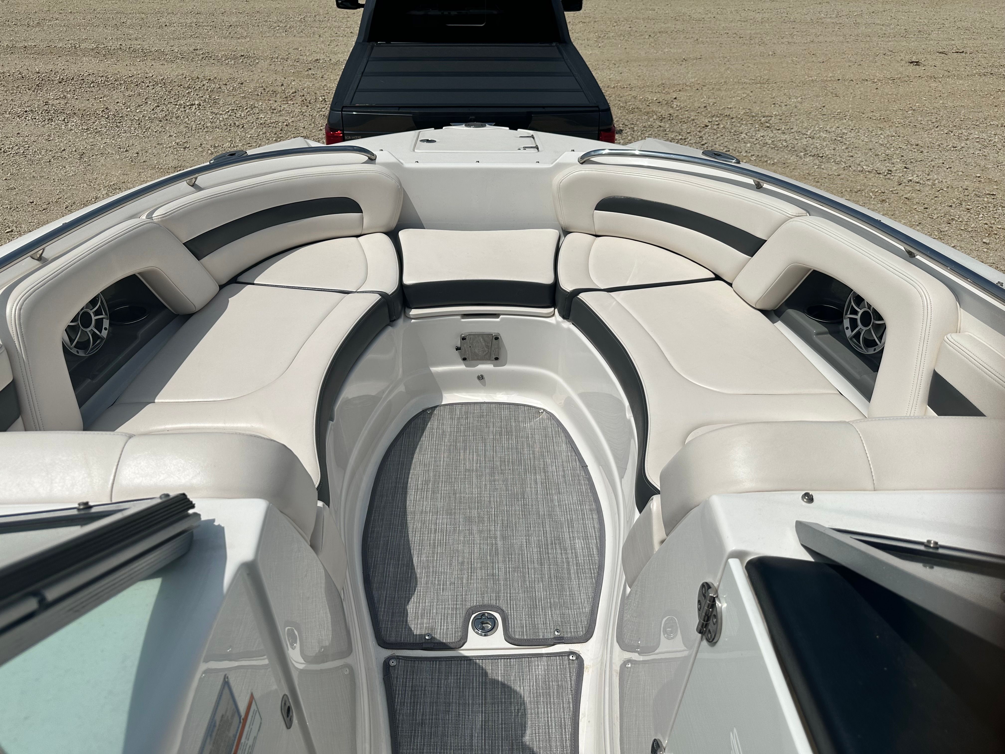 2017 Chaparral Extreme 264 Surf - 7