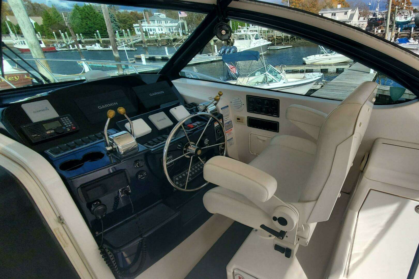 2006 Tiara Yachts 4200 Open - Image 15