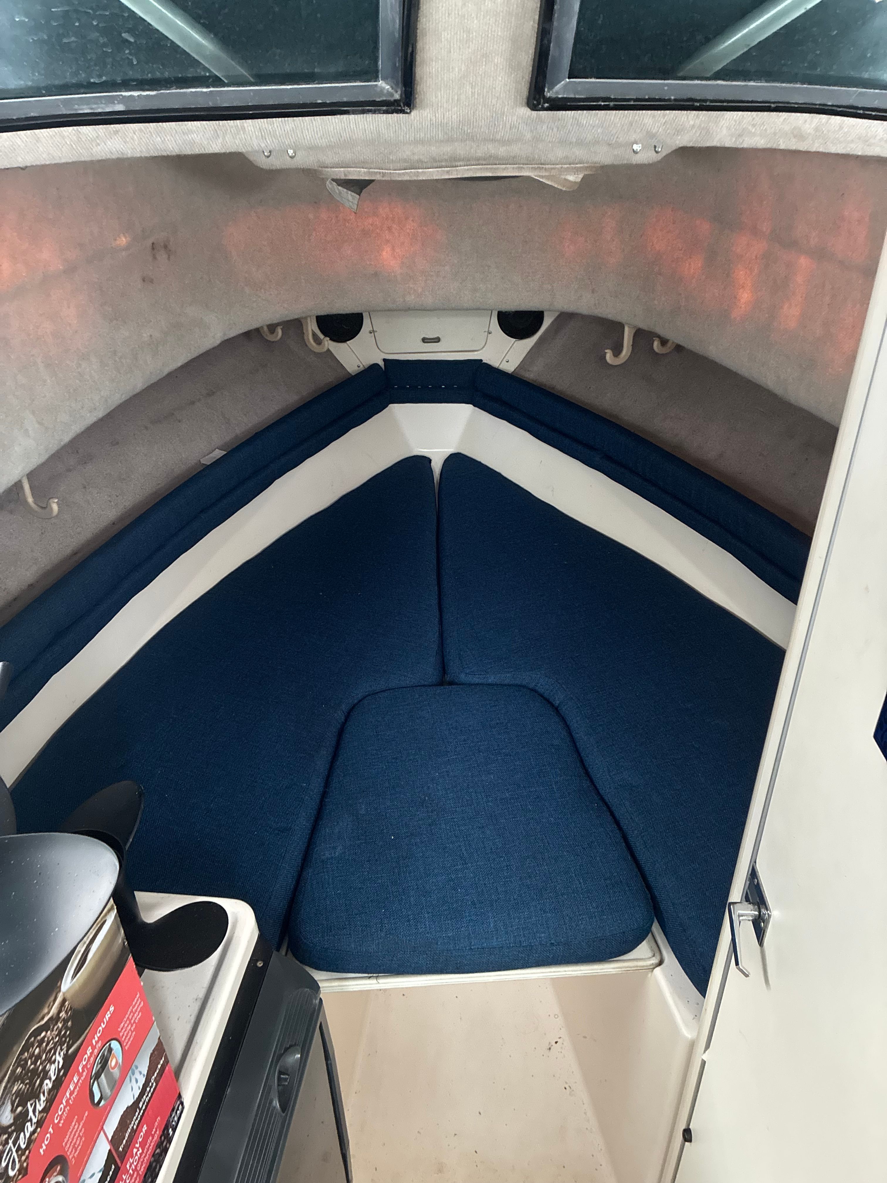 1996 Grady-White Islander 268 - 7
