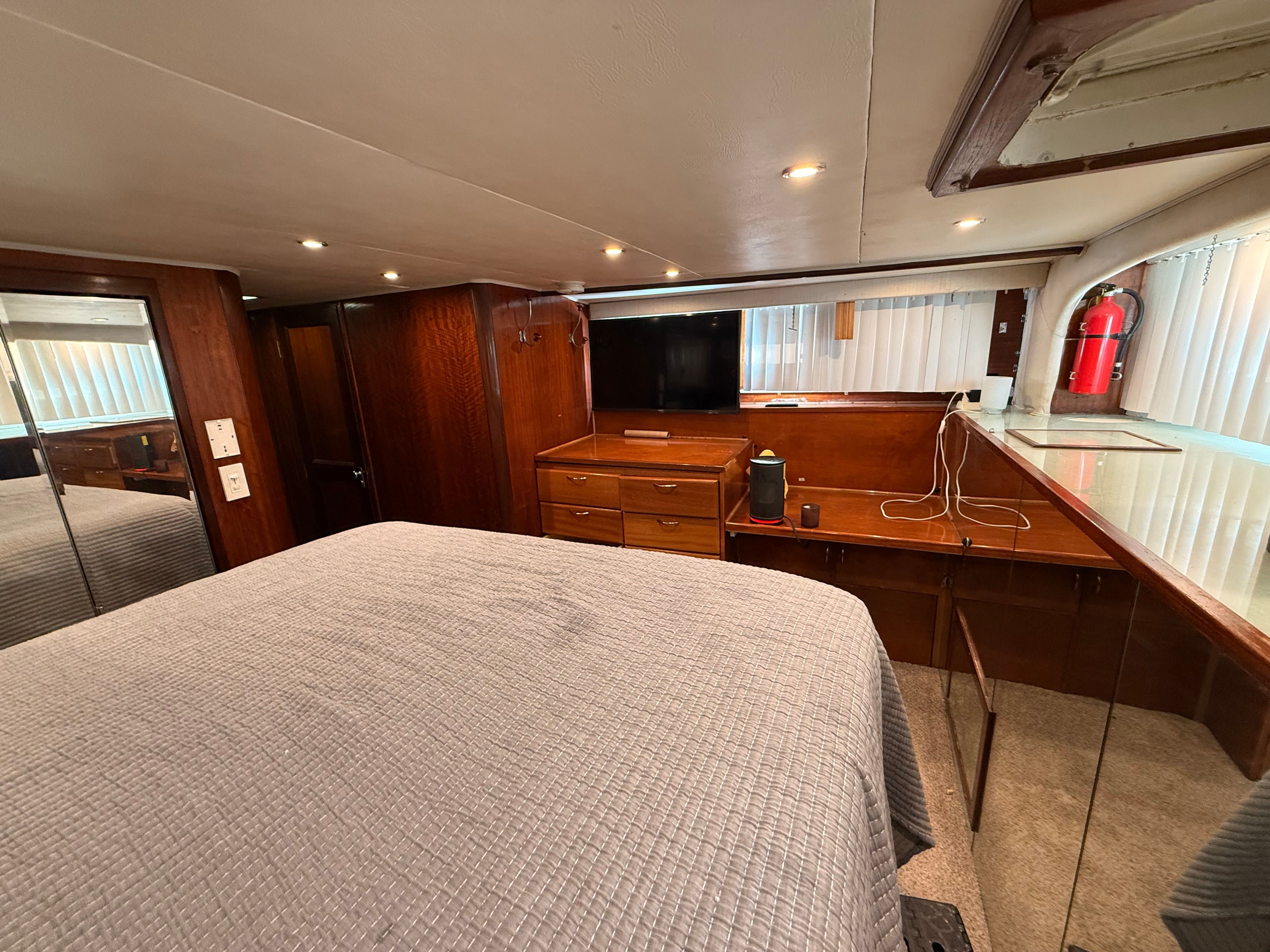 1969 Hatteras 53 - 6
