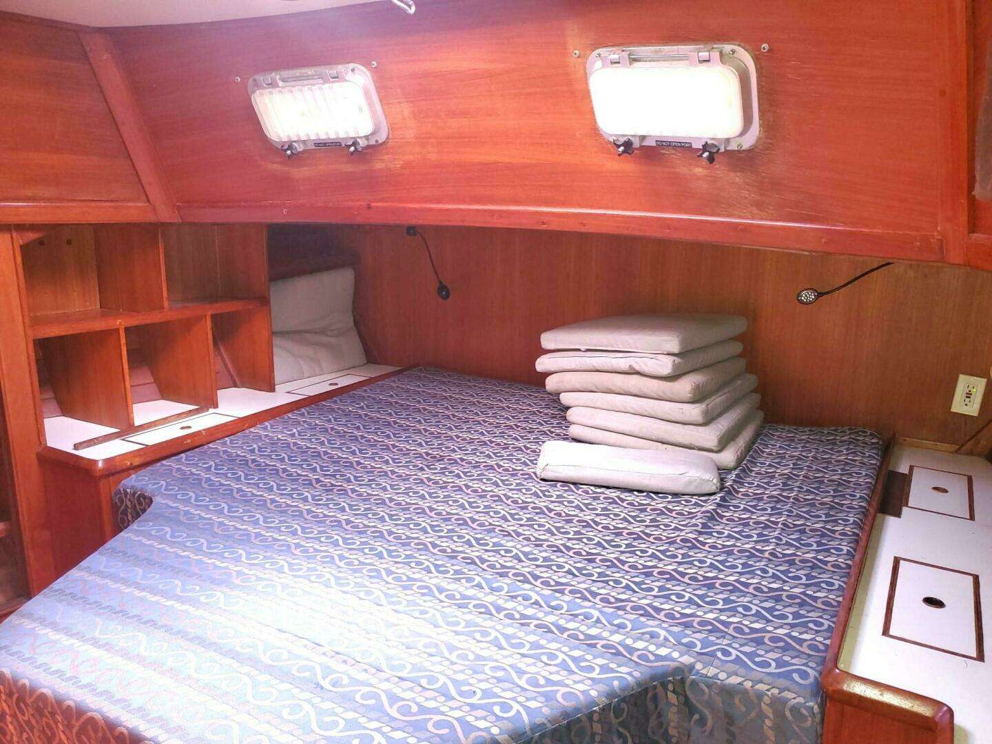 1985 Celestial Center Cockpit - Image 9