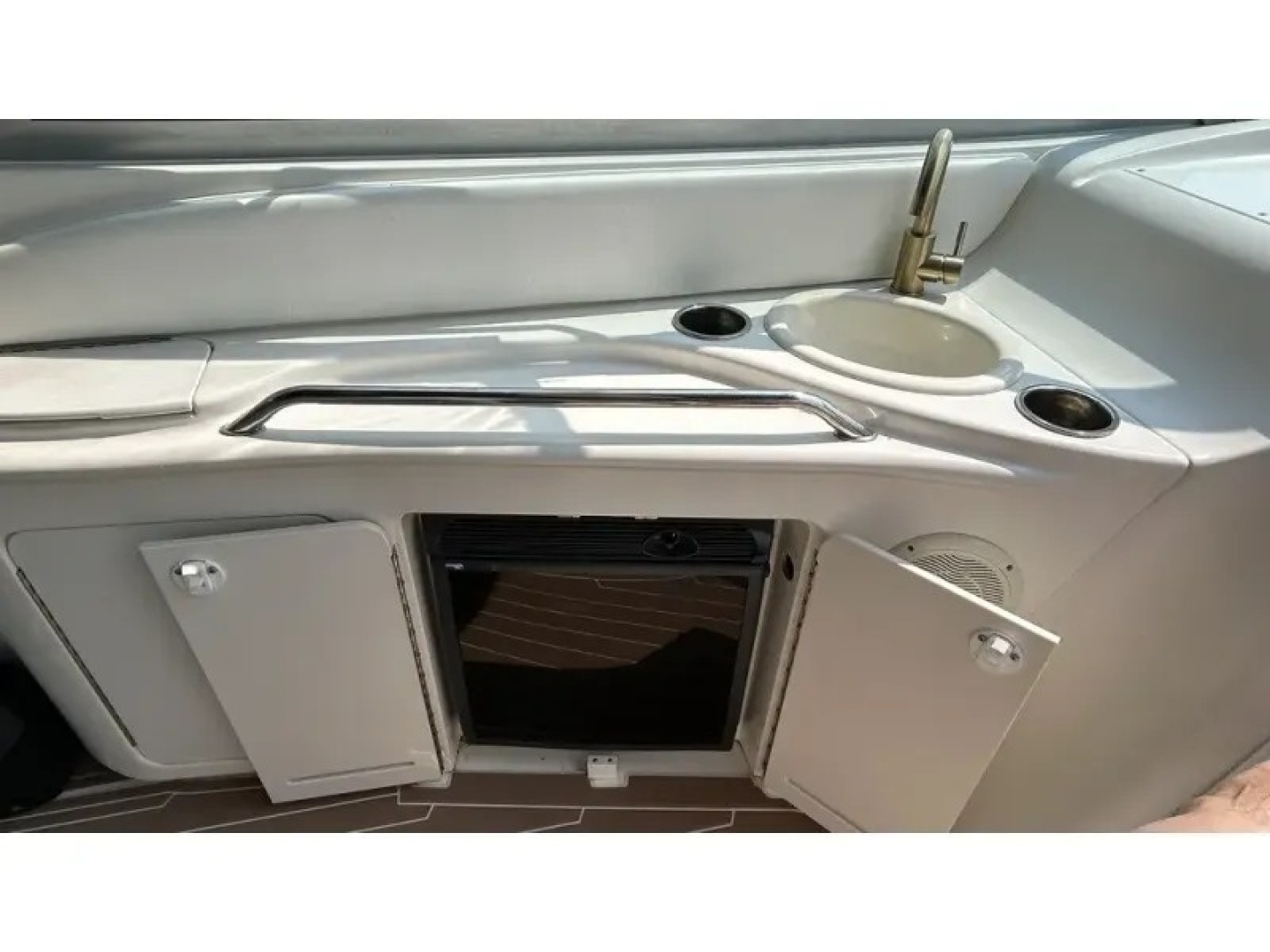 1999 Sea Ray Sundancer 340 - Image 9