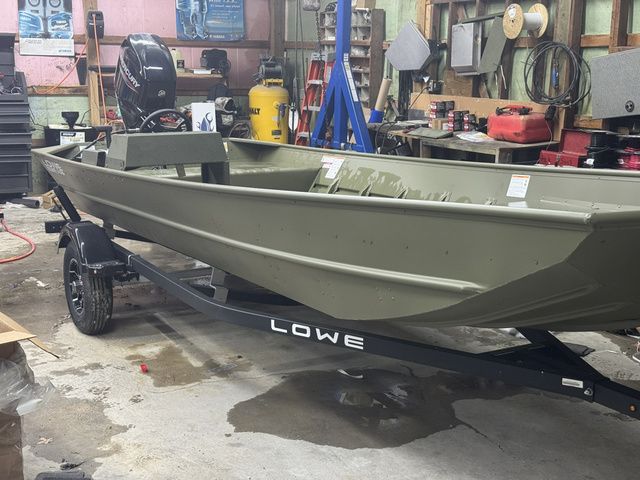 2026 Lowe 1852 MT Jon W/ Factory Console Package