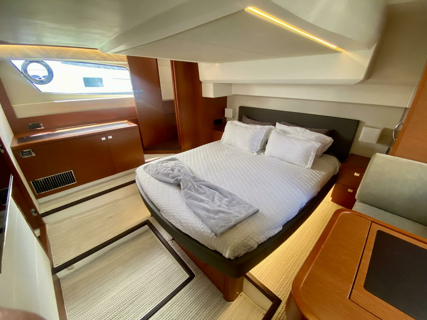 2015 Prestige 500 - Image 81