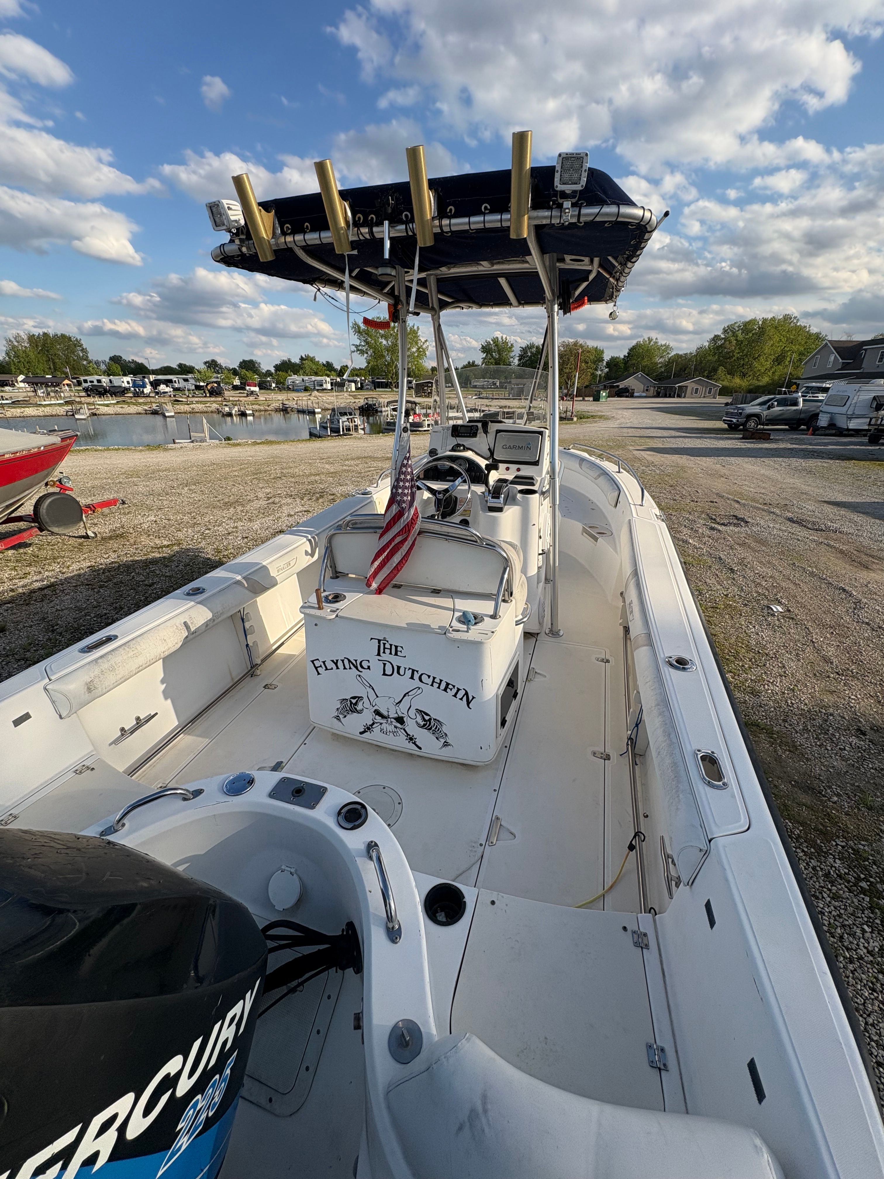 2003 Boston Whaler 210 Outrage - 14