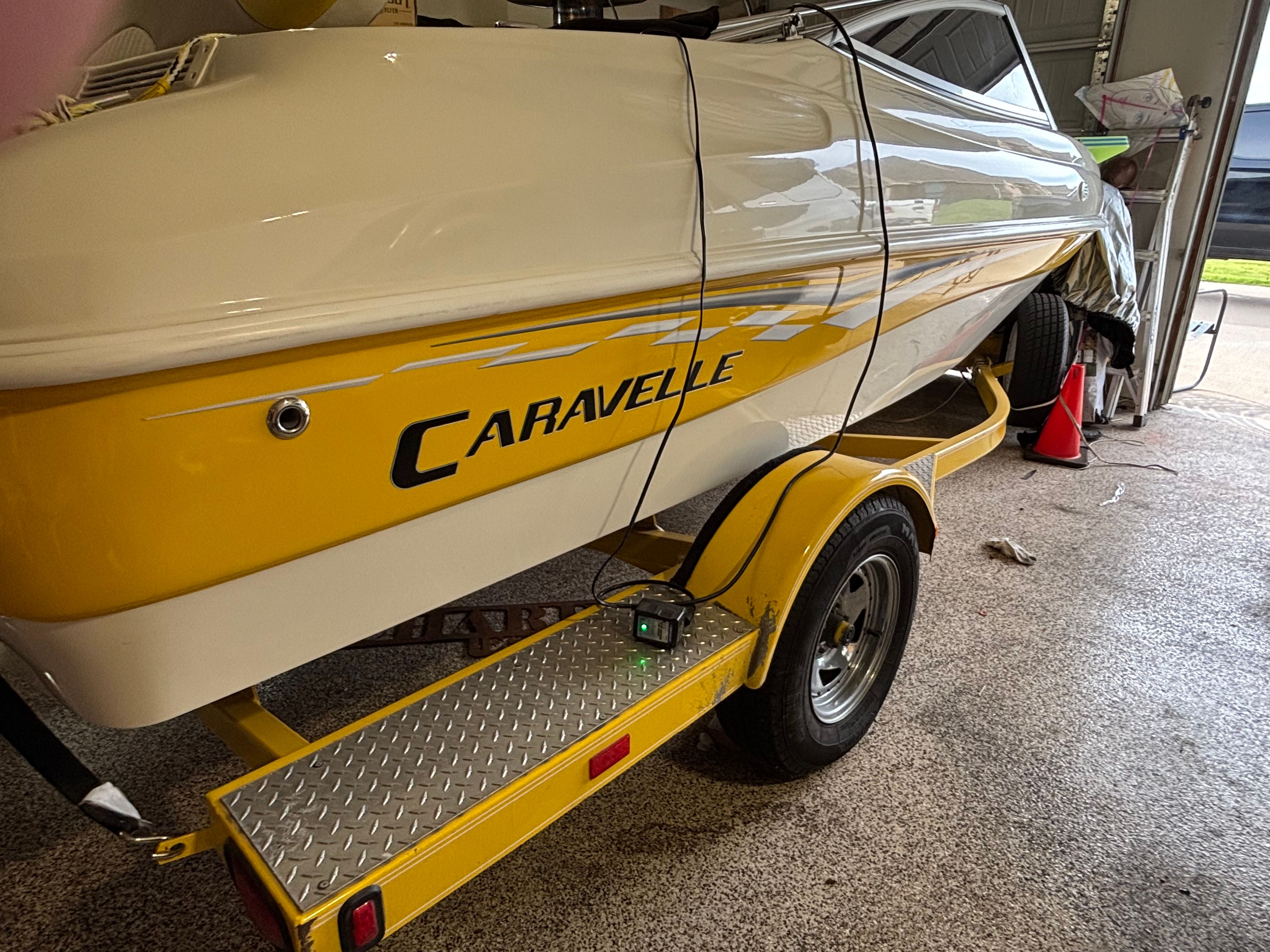 2004 Caravelle 176 Bow Rider - 3