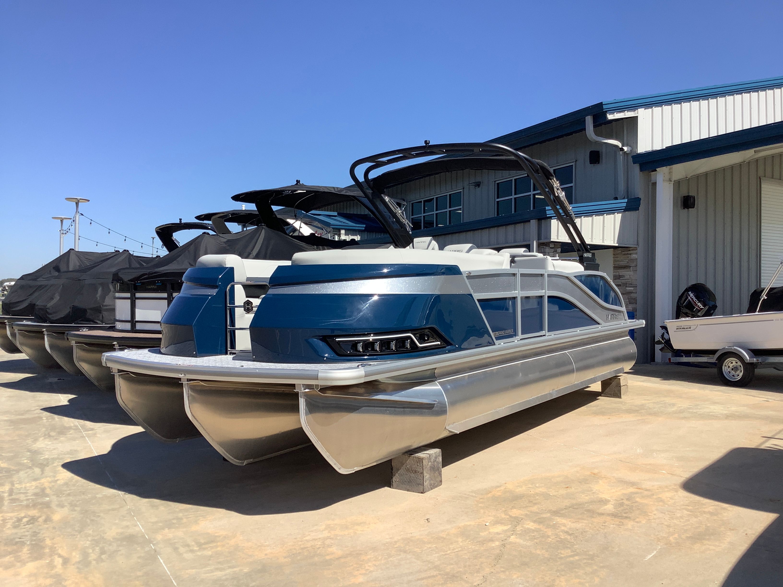 2026 Harris Grand Mariner 230