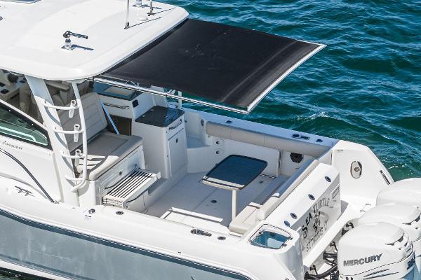 2020 Boston Whaler 345 Conquest - 42