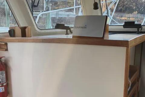 1997 Rosborough Trawler interior with Garmin navigation system.