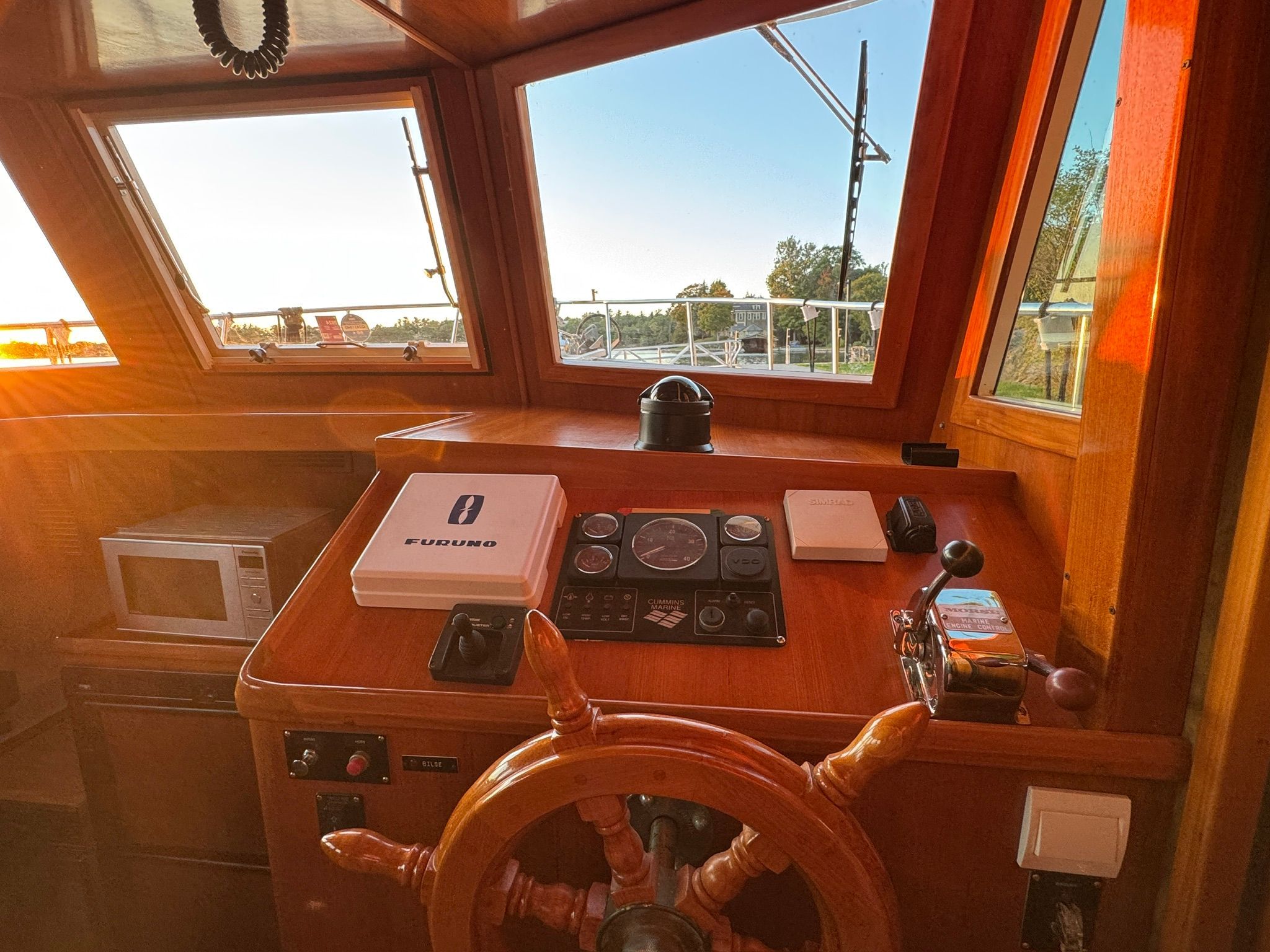 2005 Mariner Orient 38 - 4