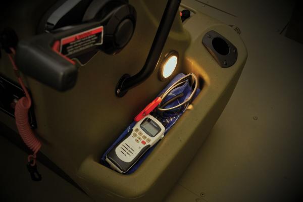 2026 Tracker Grizzly 2072 CC Sportsman Kicker - 76