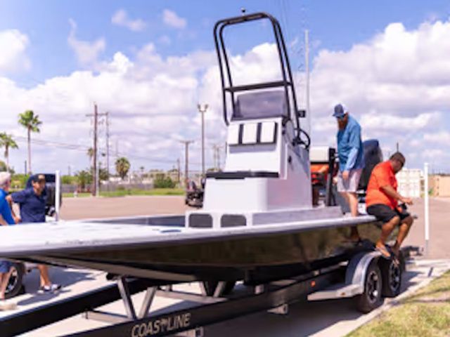 2026 Freedom Boats 24’ Defender