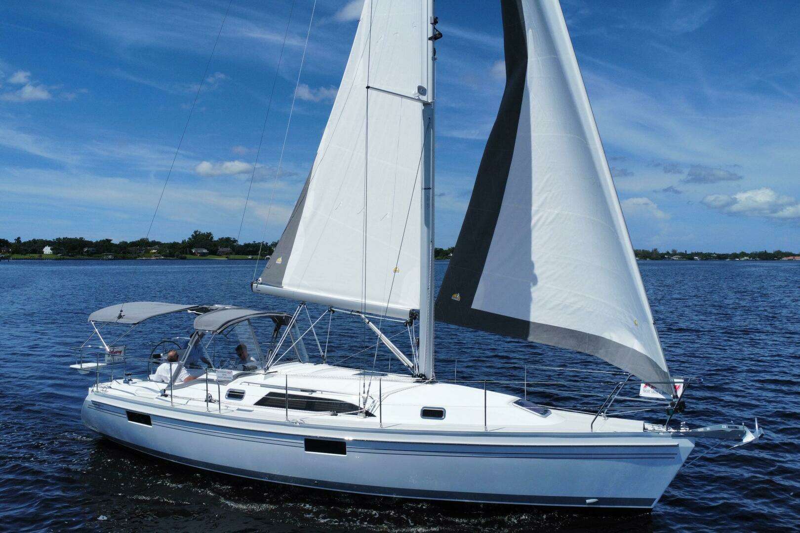 2026 Catalina 356 - Image 10