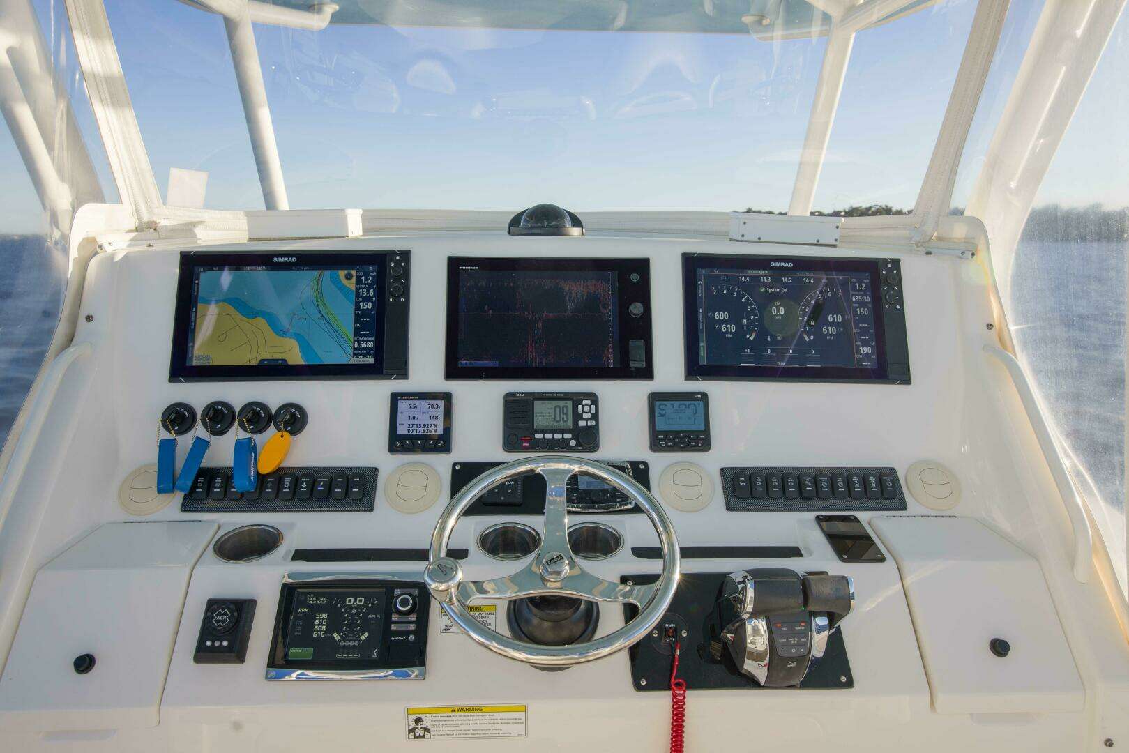 2016 Regulator 41 Center Console - Image 7