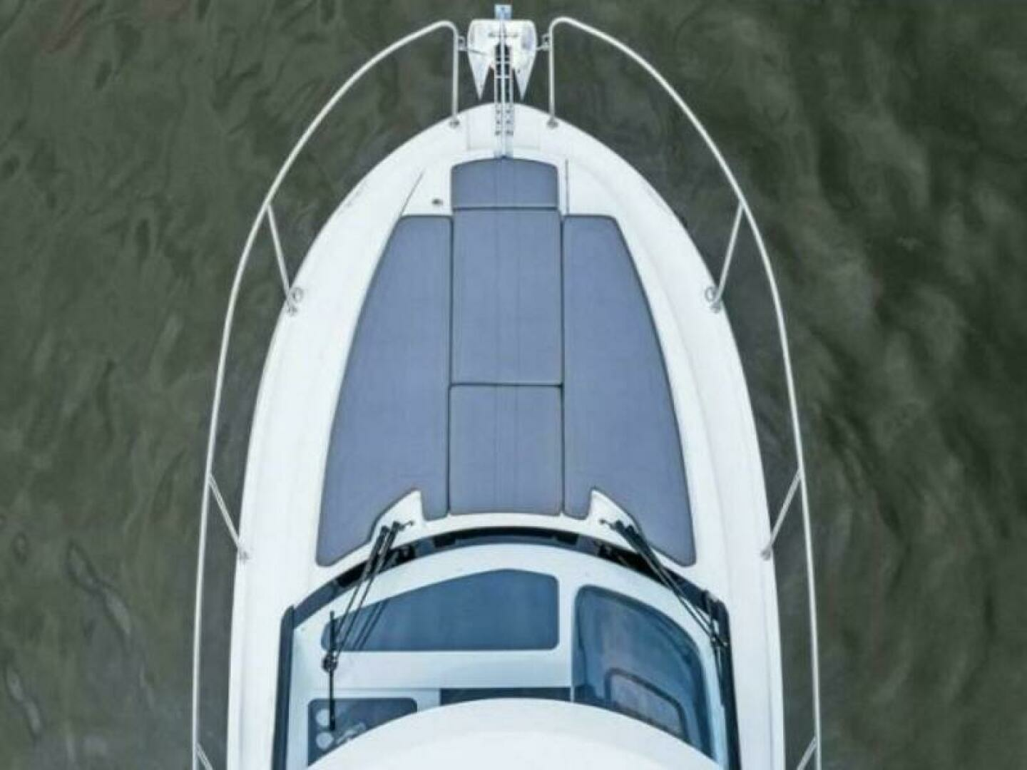 2025 Beneteau Antares 9 - Image 3