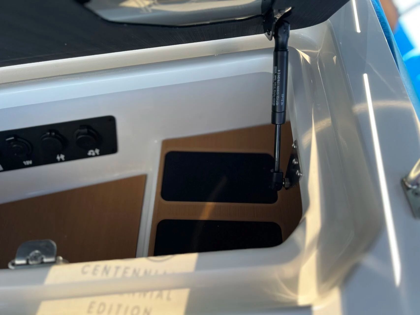 2025 Nautique G23 - 34