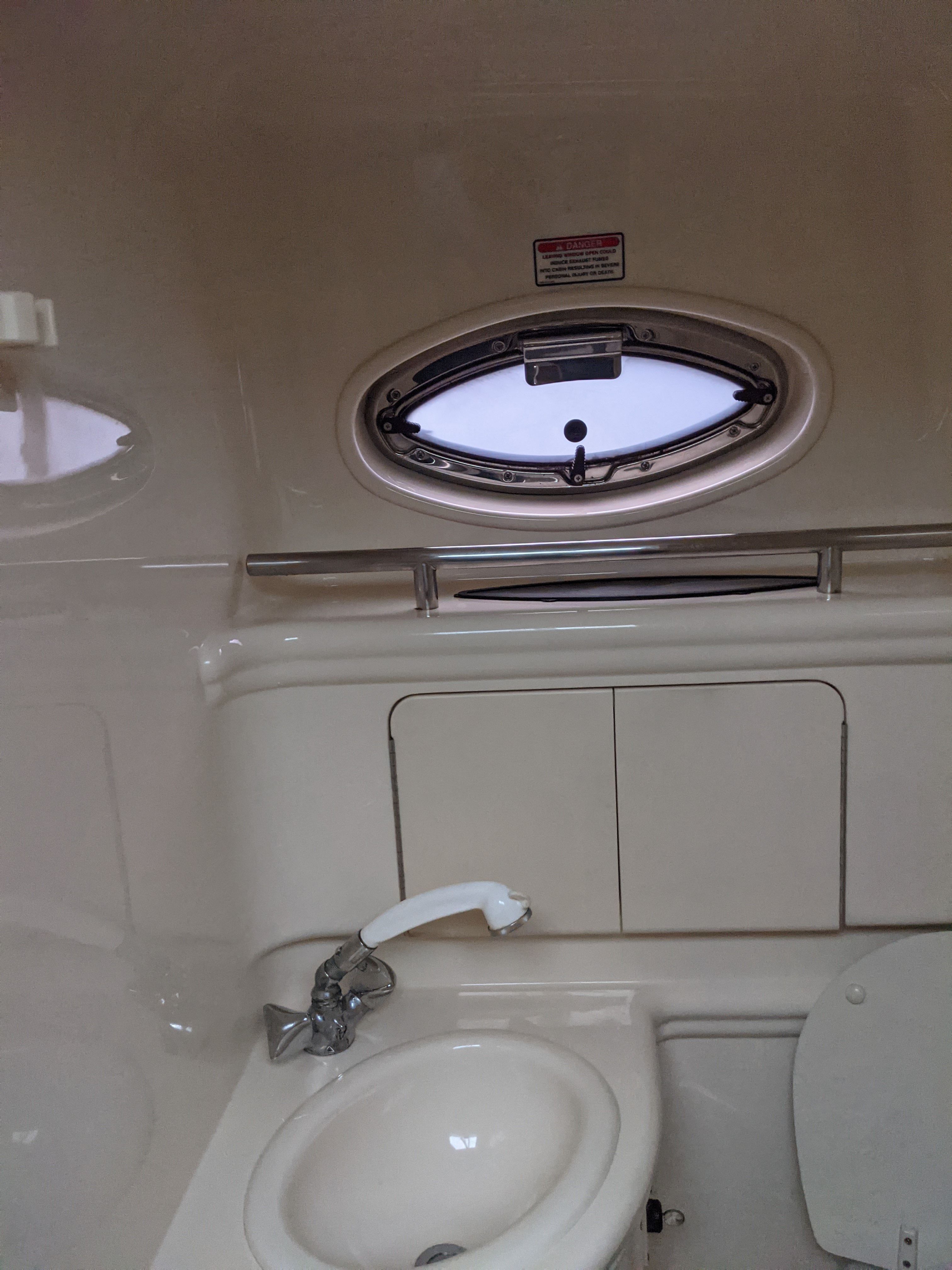 2004 Sea Ray Sundancer 280 - 12