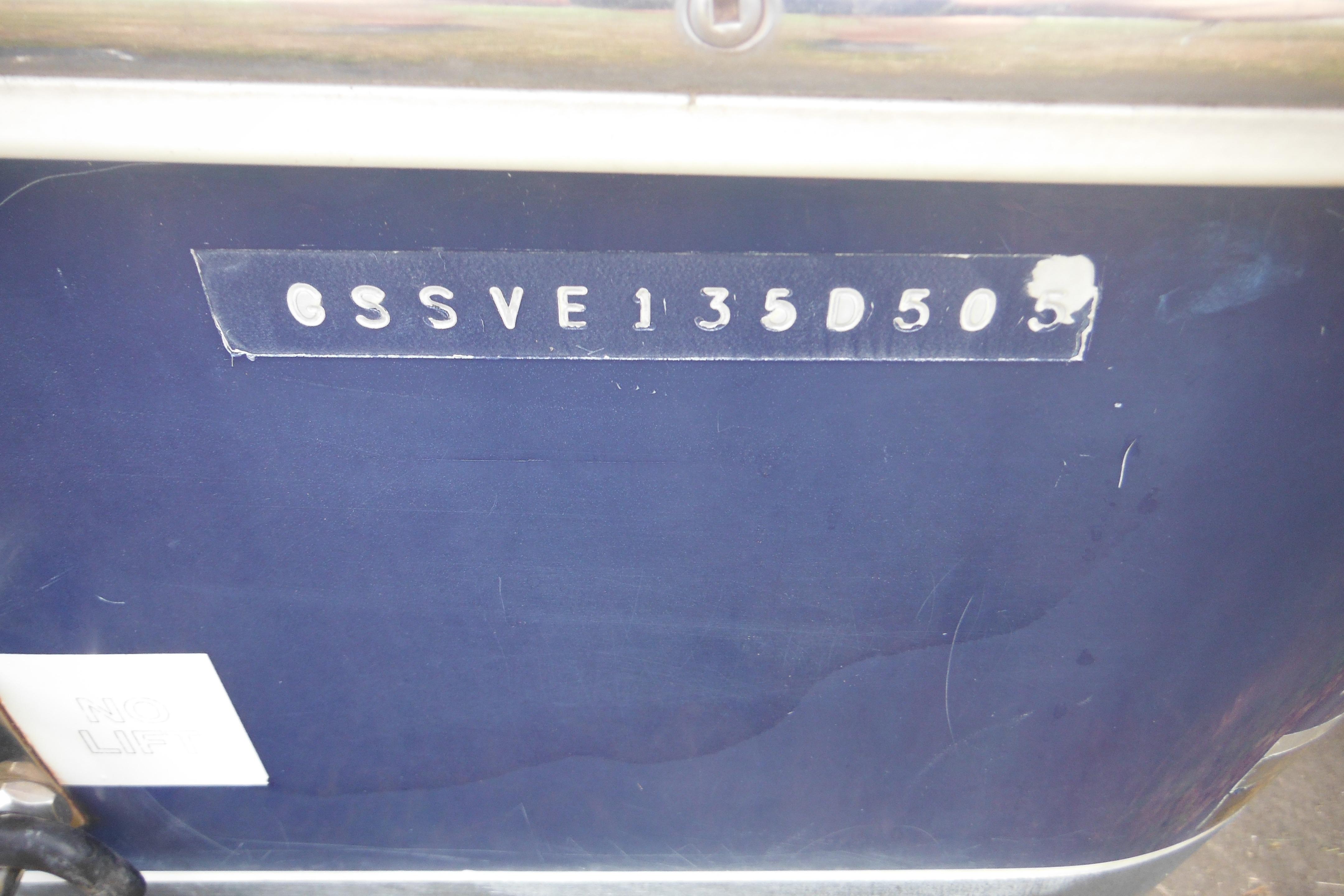 Hull identification number on a 2005 Seaswirl Striper 2101 Walkaround O/B boat.