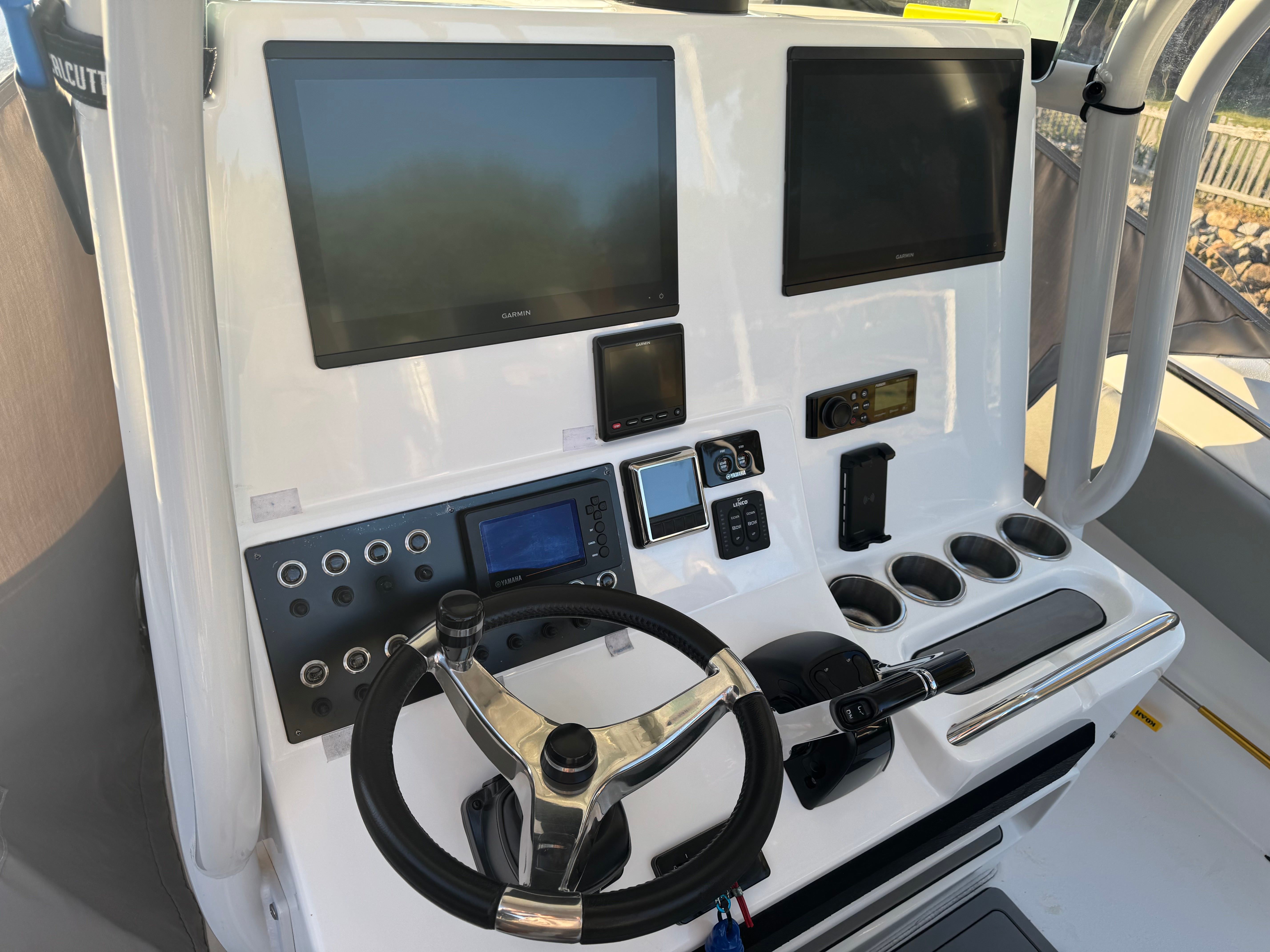 Control console of Cape Horn 32 XS boat, year 2021.