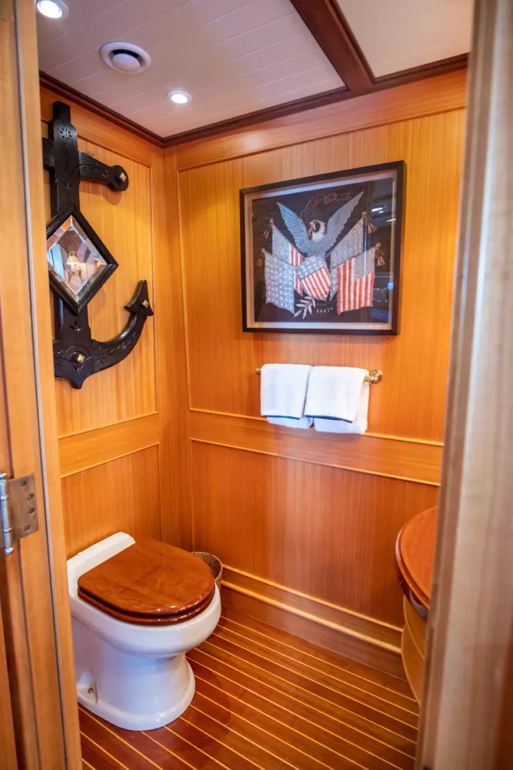 1999 Palmer Johnson Motor Yacht - Image 13
