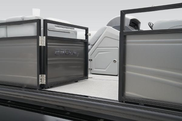 2025 Regency 230 LE3 Sport - 30
