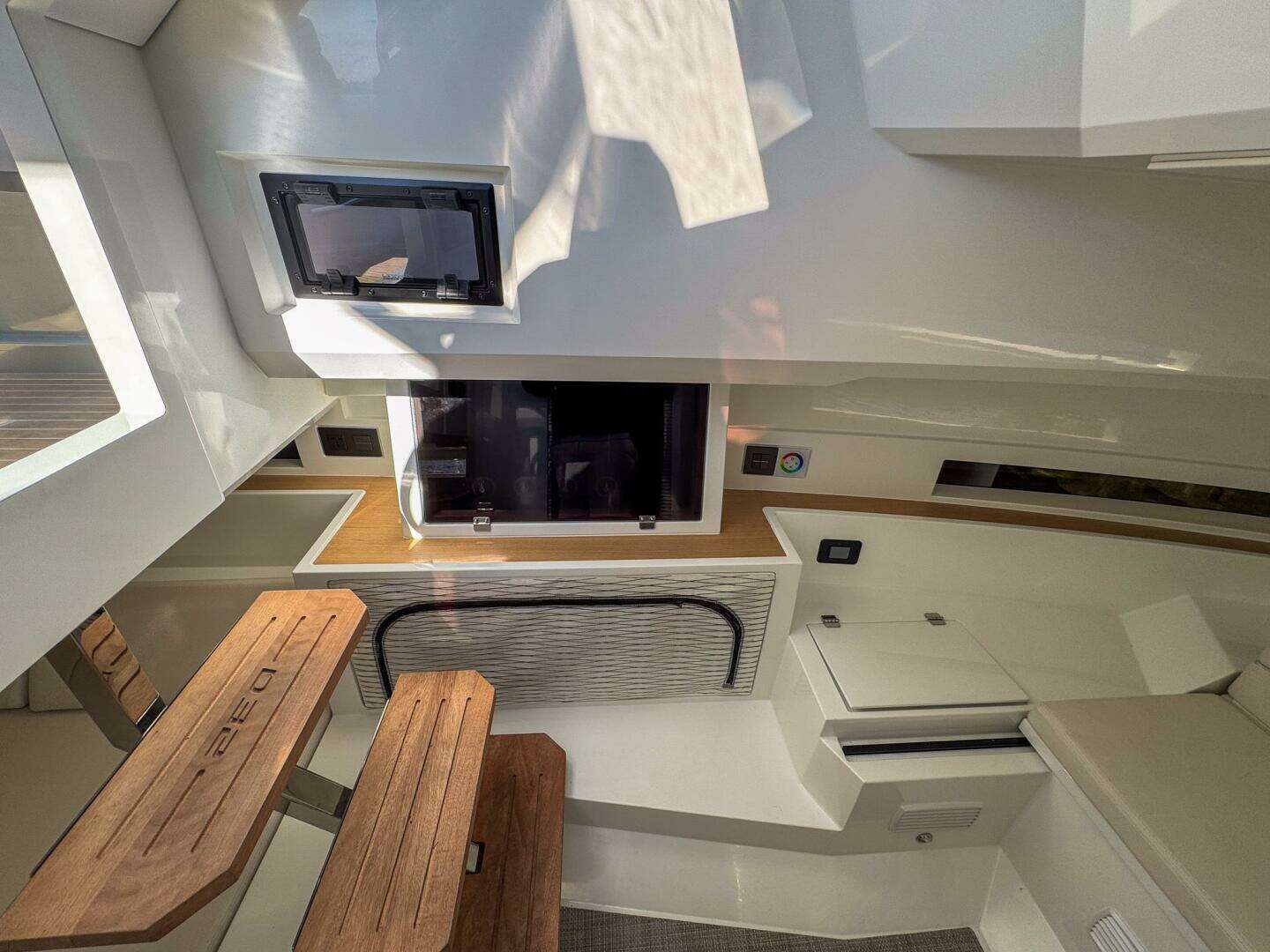 2026 De Antonio Yachts D32 - Image 25