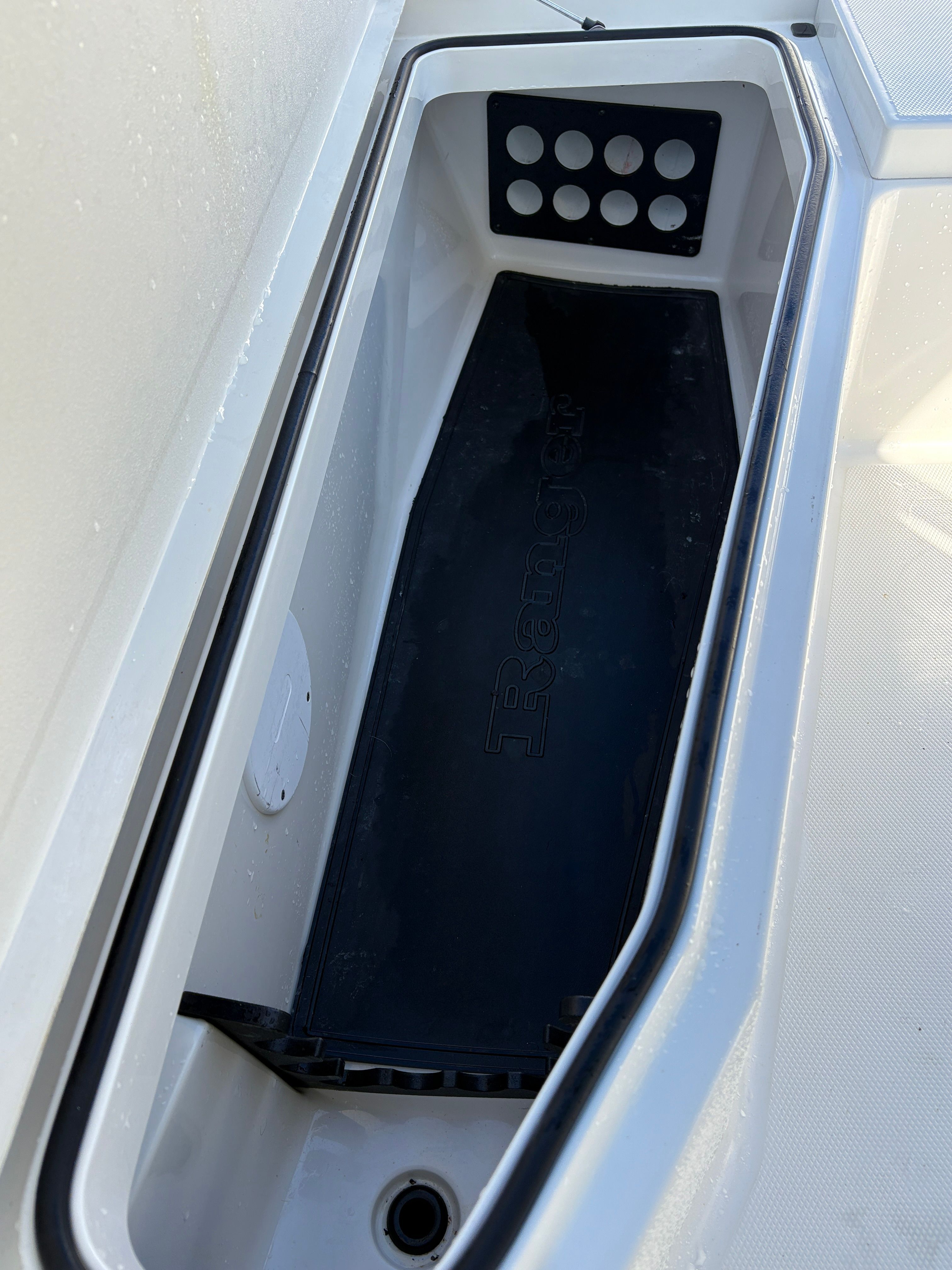 2018 Ranger 2360 Bay Ranger - 9
