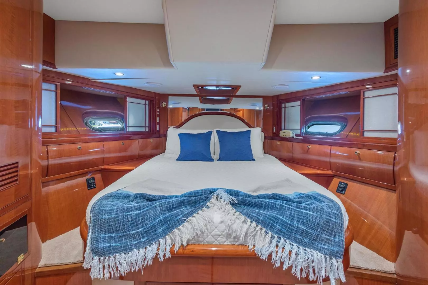 2006 Jefferson Starship Pilothouse - Image 47