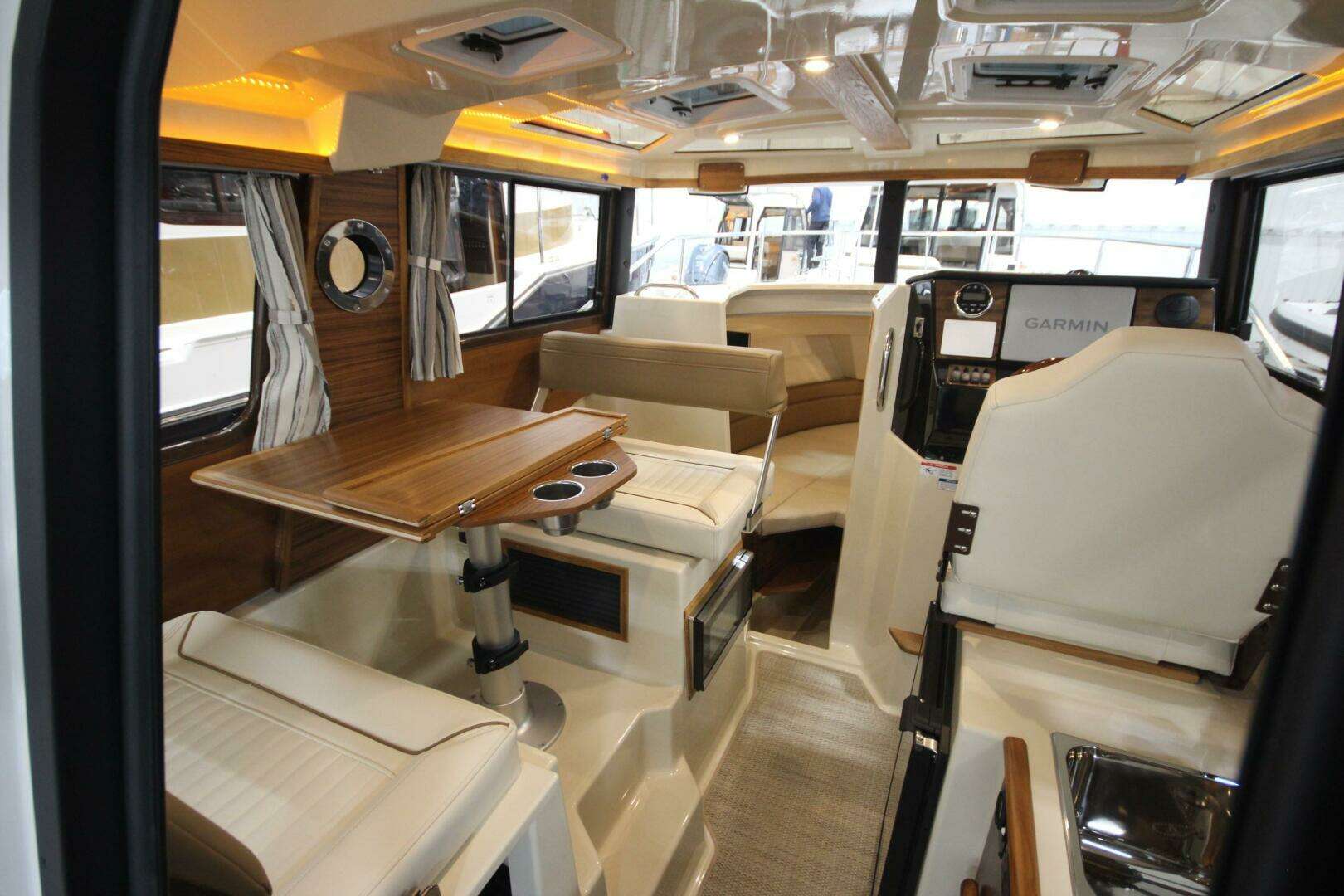 2026 Ranger Tugs R-25 Luxury Edition - Image 20
