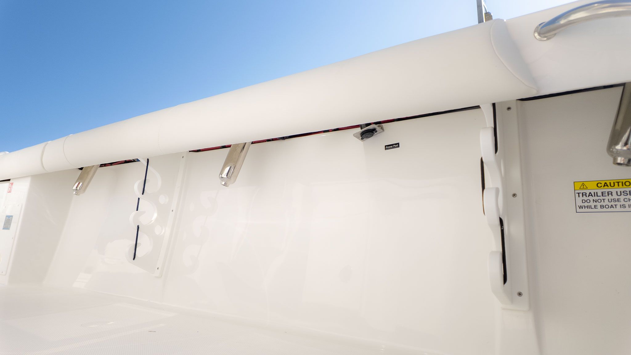 2027 Everglades 273 Center Console - 7