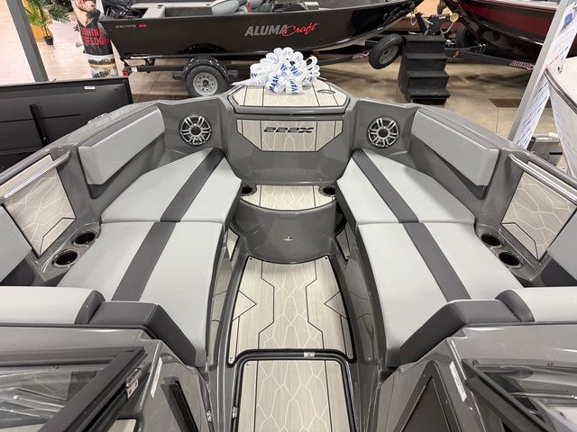 2025 Yamaha Boats 222XD - 18