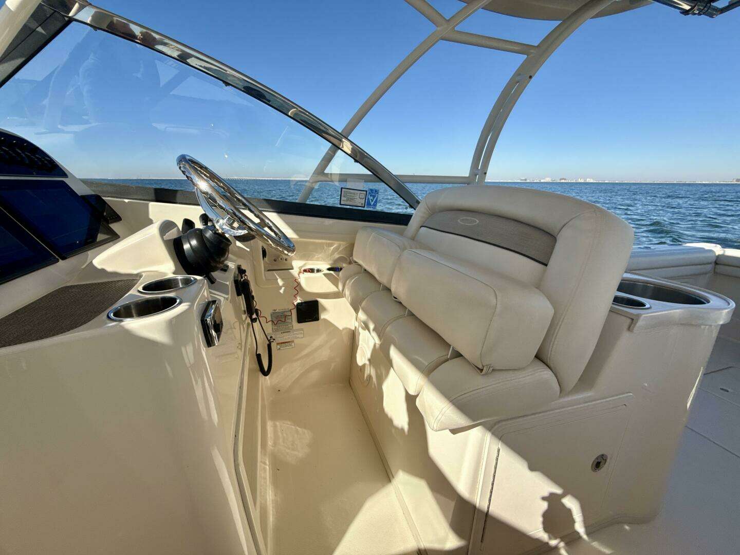 2016 Grady-White 307 Freedom - Image 17
