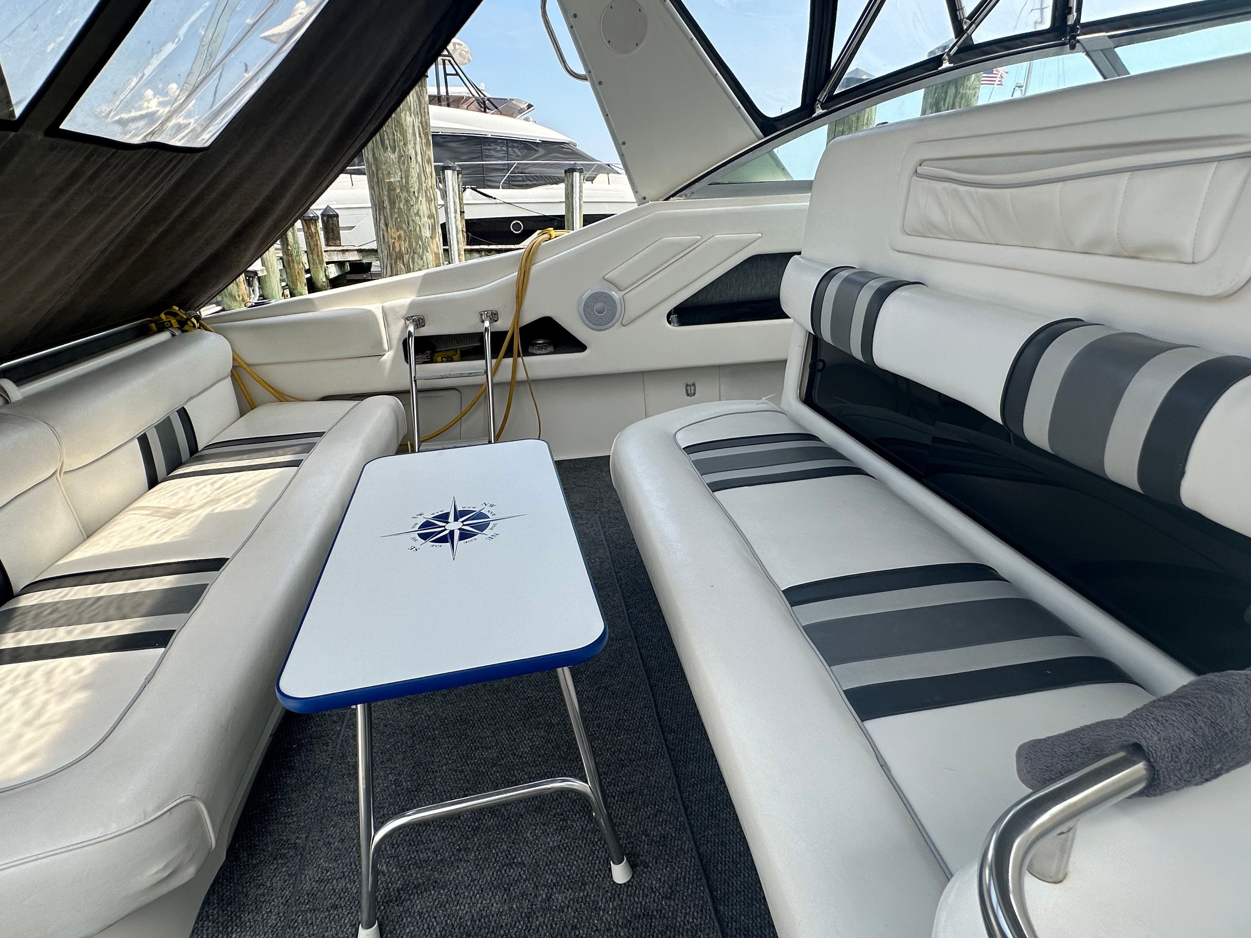 1991 Sea Ray Sundancer 350 - 13