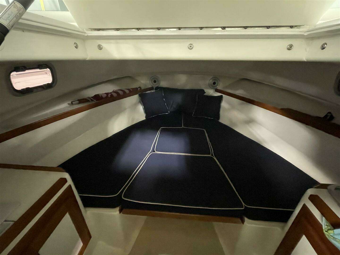 2005 Hunt Yachts 25 Surfhunter - Image 23