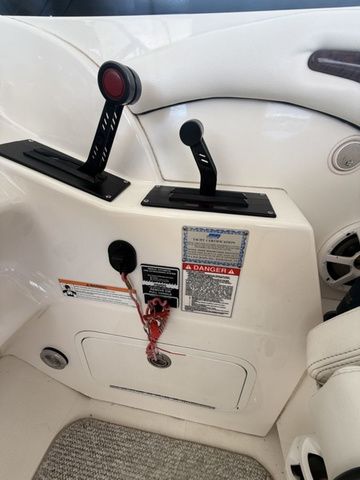 2007 Sea Ray 290 SLX - 24