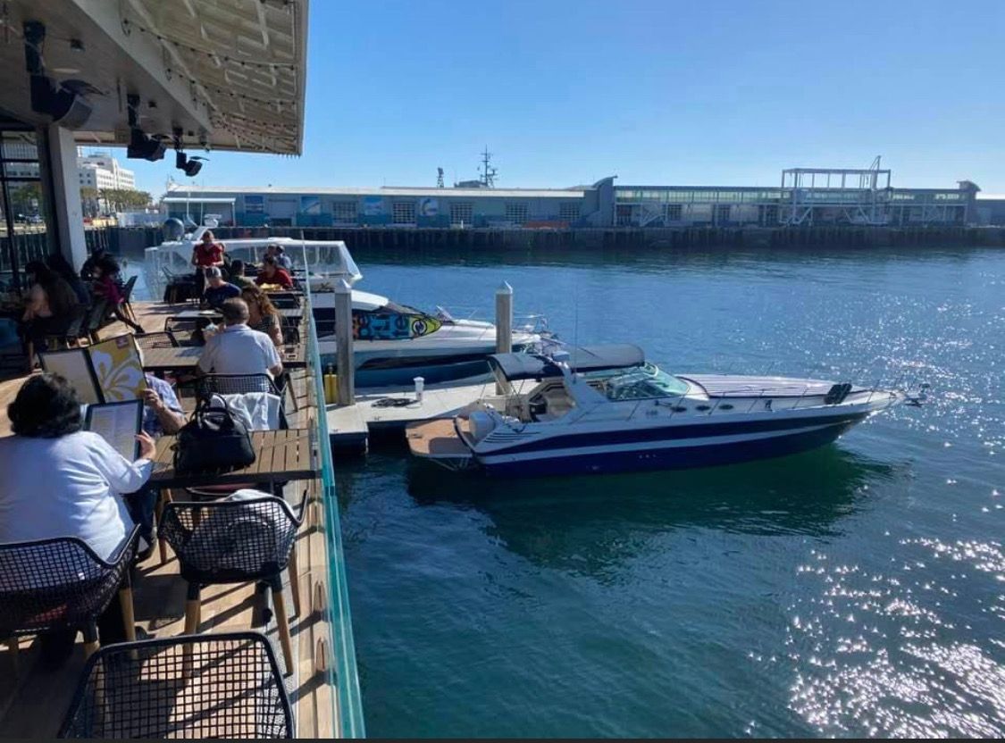 1994 Sea Ray Express 400 - 10