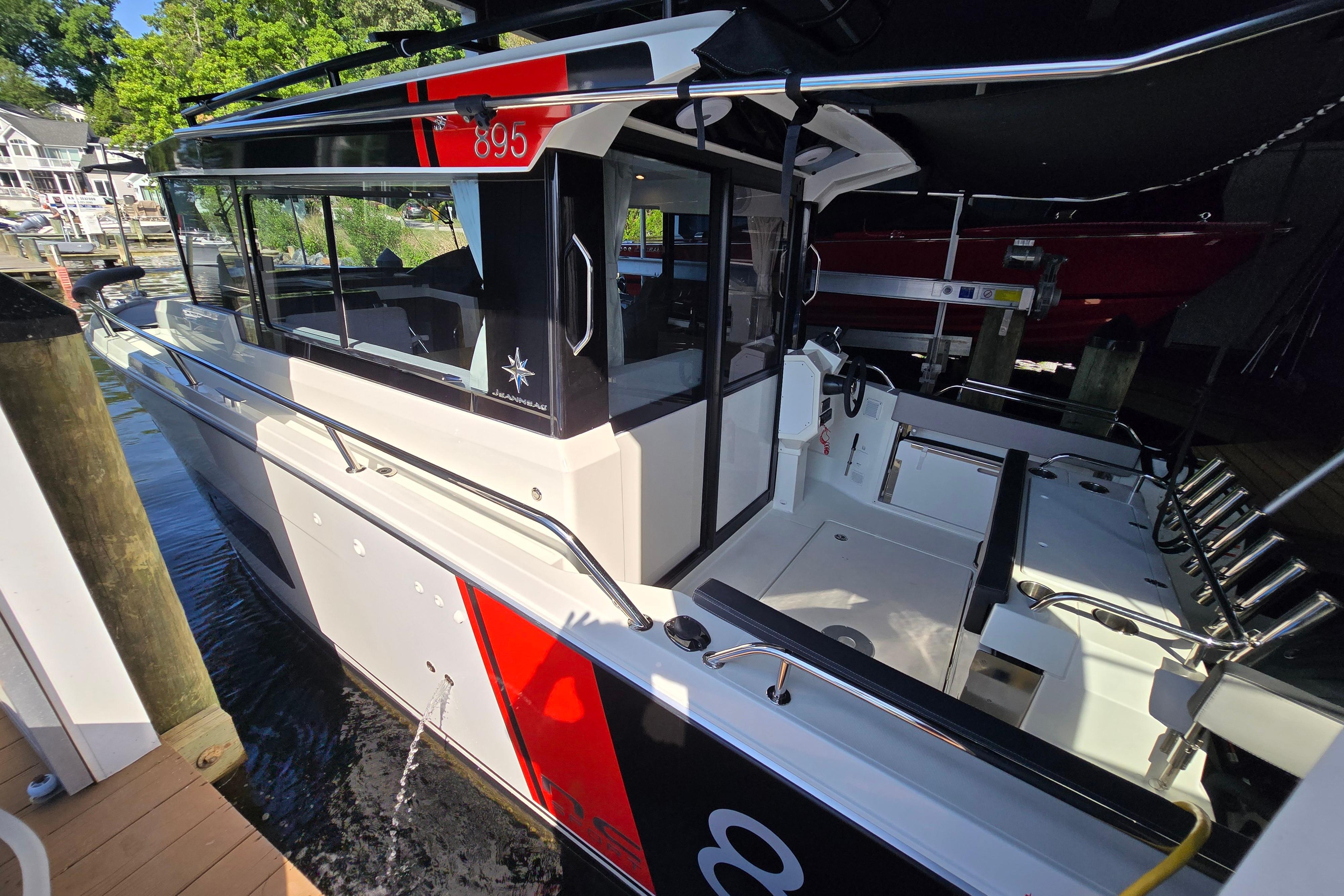 2023 Jeanneau NC Sport 895 - 62