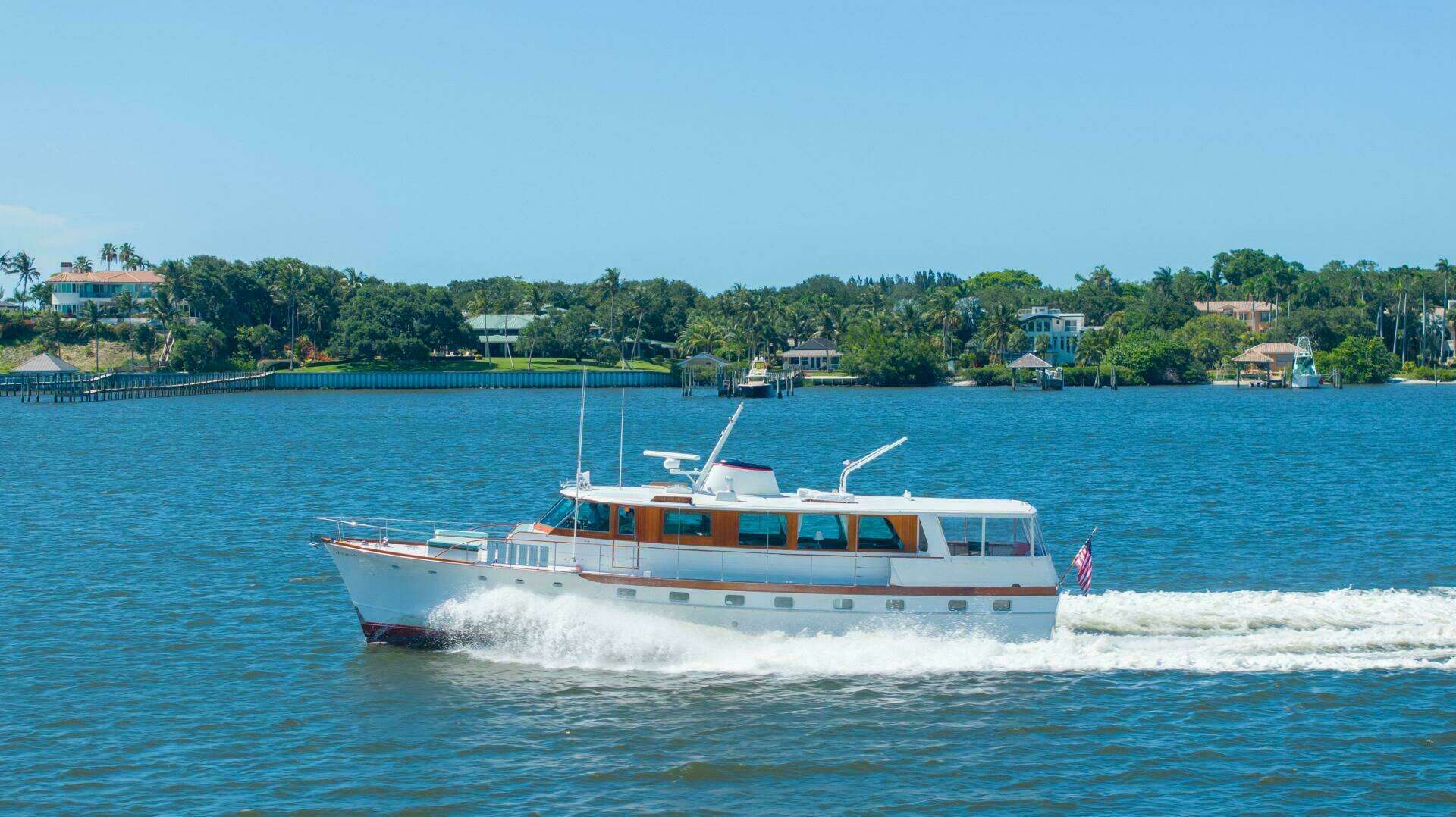 1970 Trumpy Houseboat - Image 44