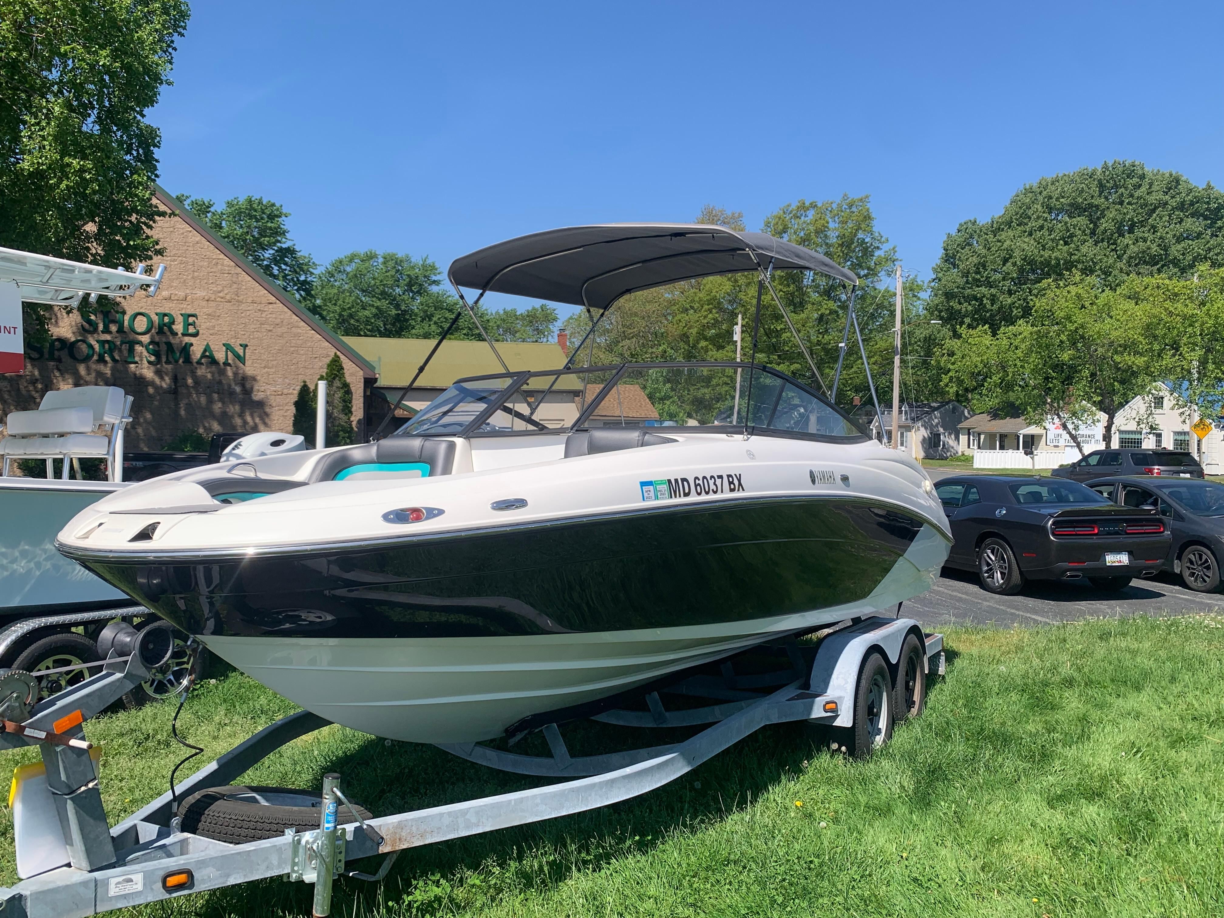 2010 Yamaha Boats 212SS - 28