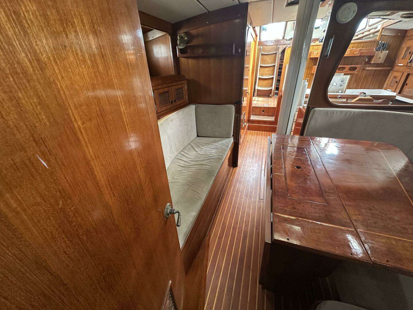 1986 Oceanic — - Image 167