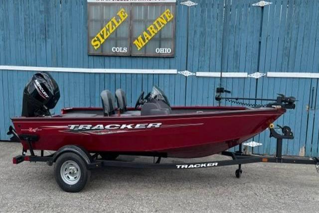 2025 Tracker Super Guide V-16 SC