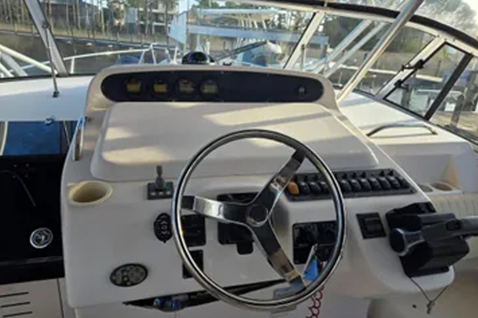 2004 Grady-White Express 330 - Image 19