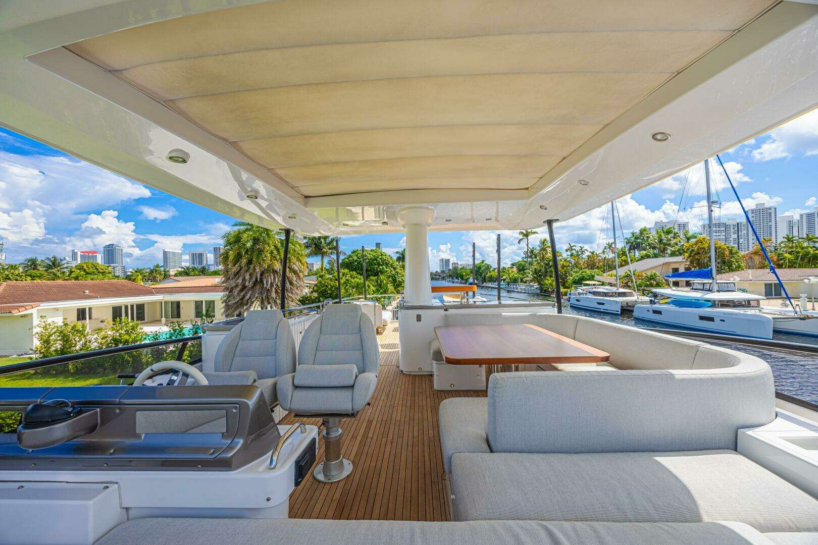 2022 Azimut Magellano 66 - Image 32