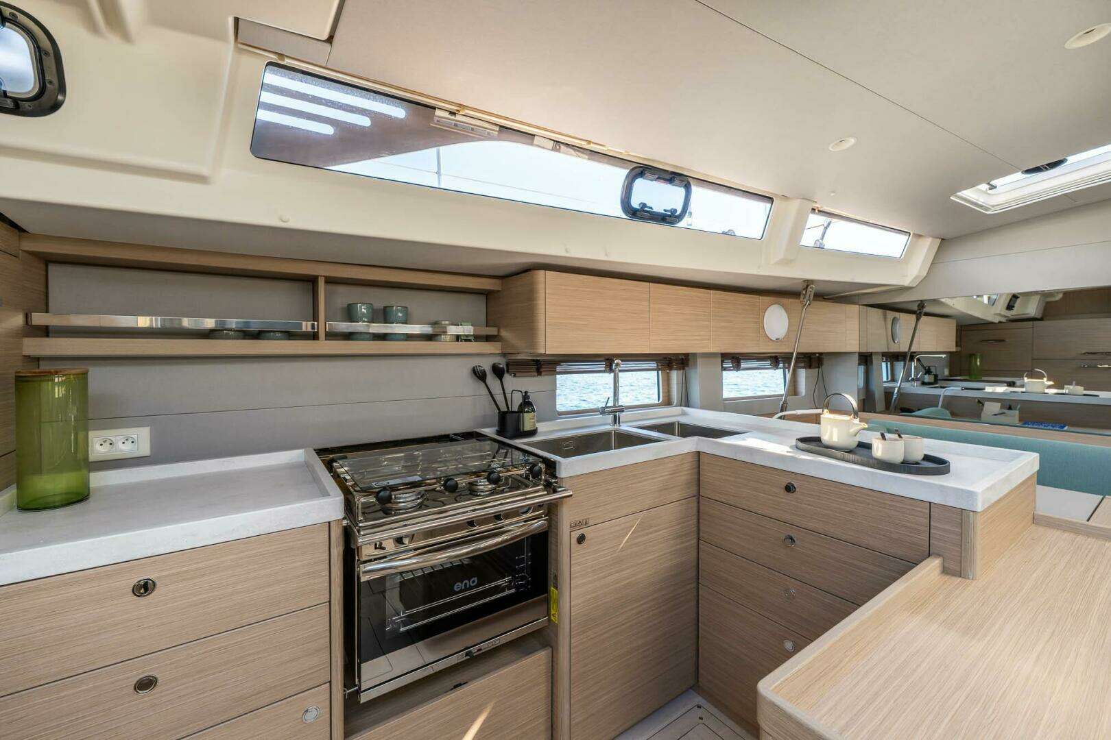 2026 Beneteau Oceanis 52 - Image 23