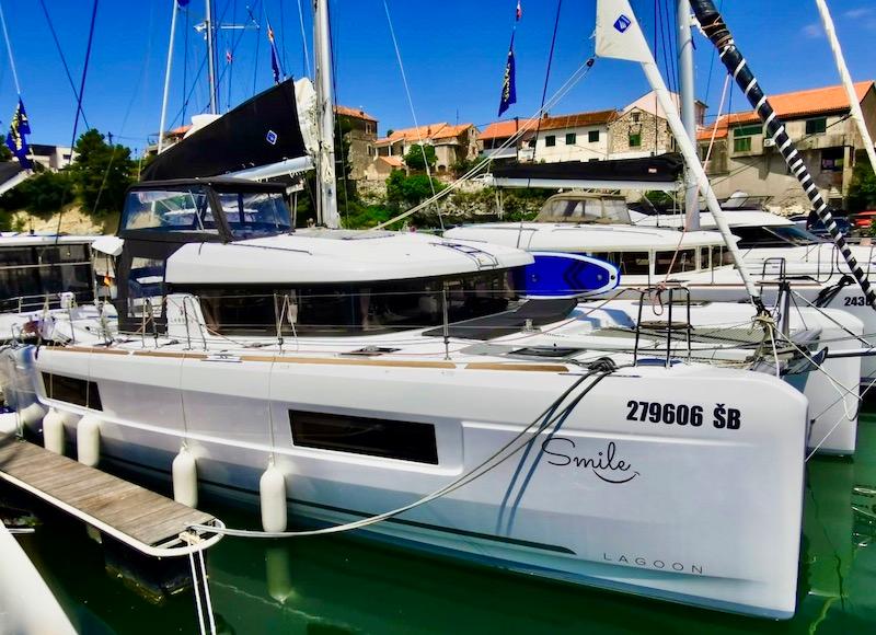2023 Lagoon 40