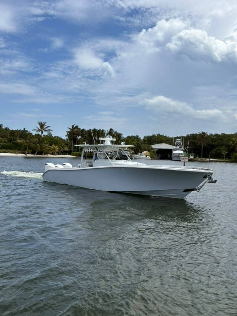 2014 Yellowfin 42 Offshore - Image 21