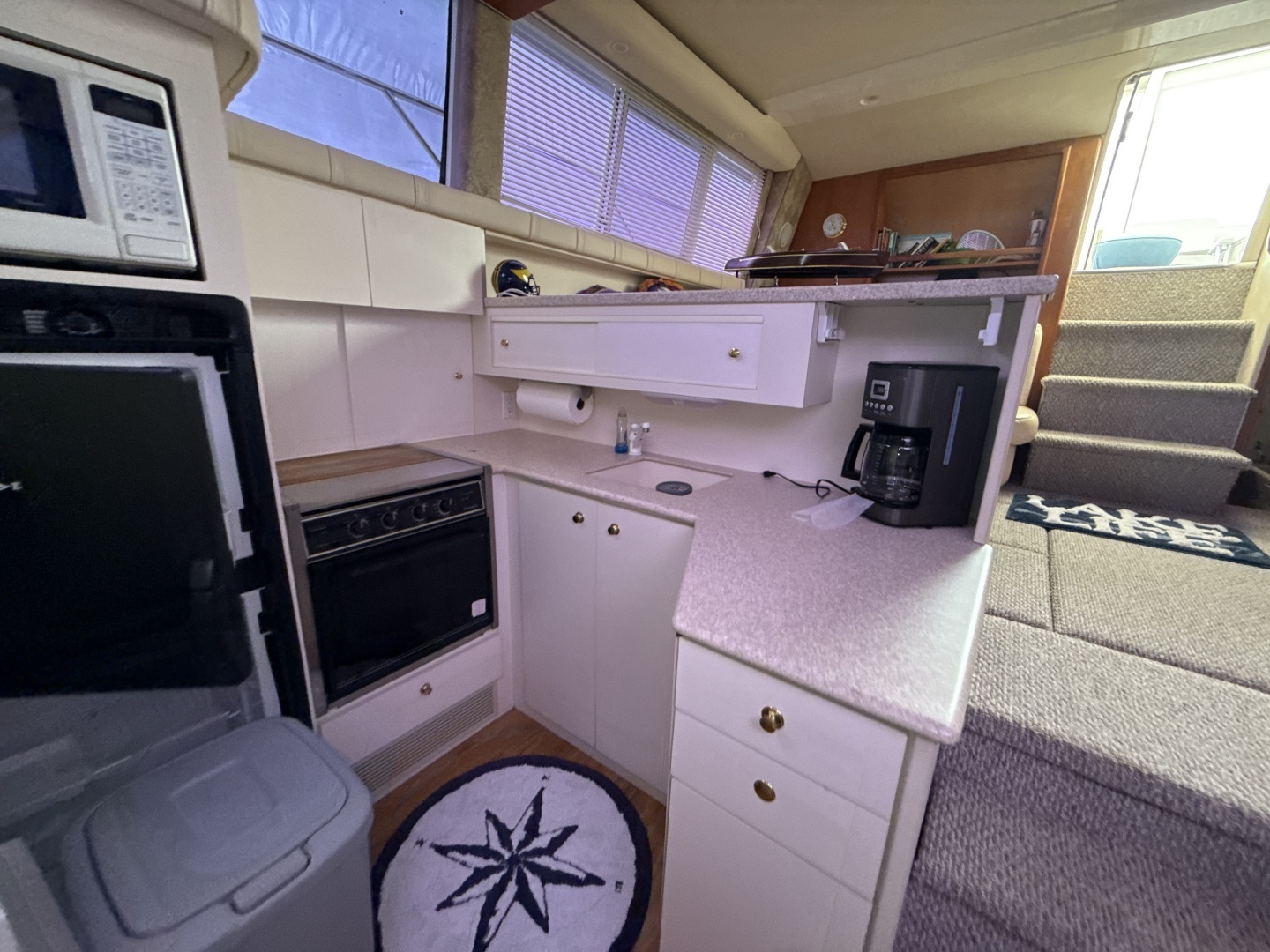 1999 Silverton 422 - Image 75