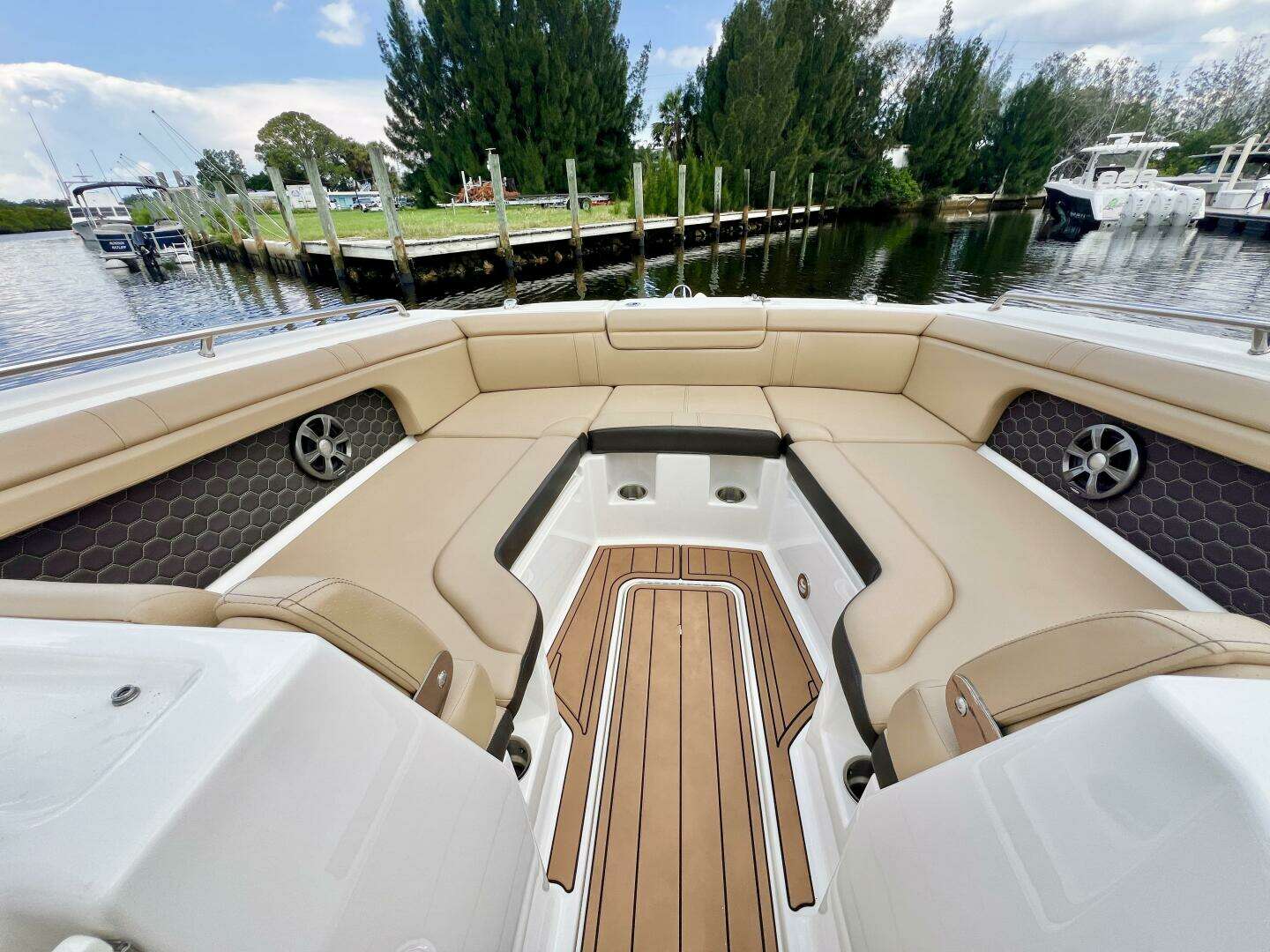 2019 Sea Ray SDX 290 OB - Image 31