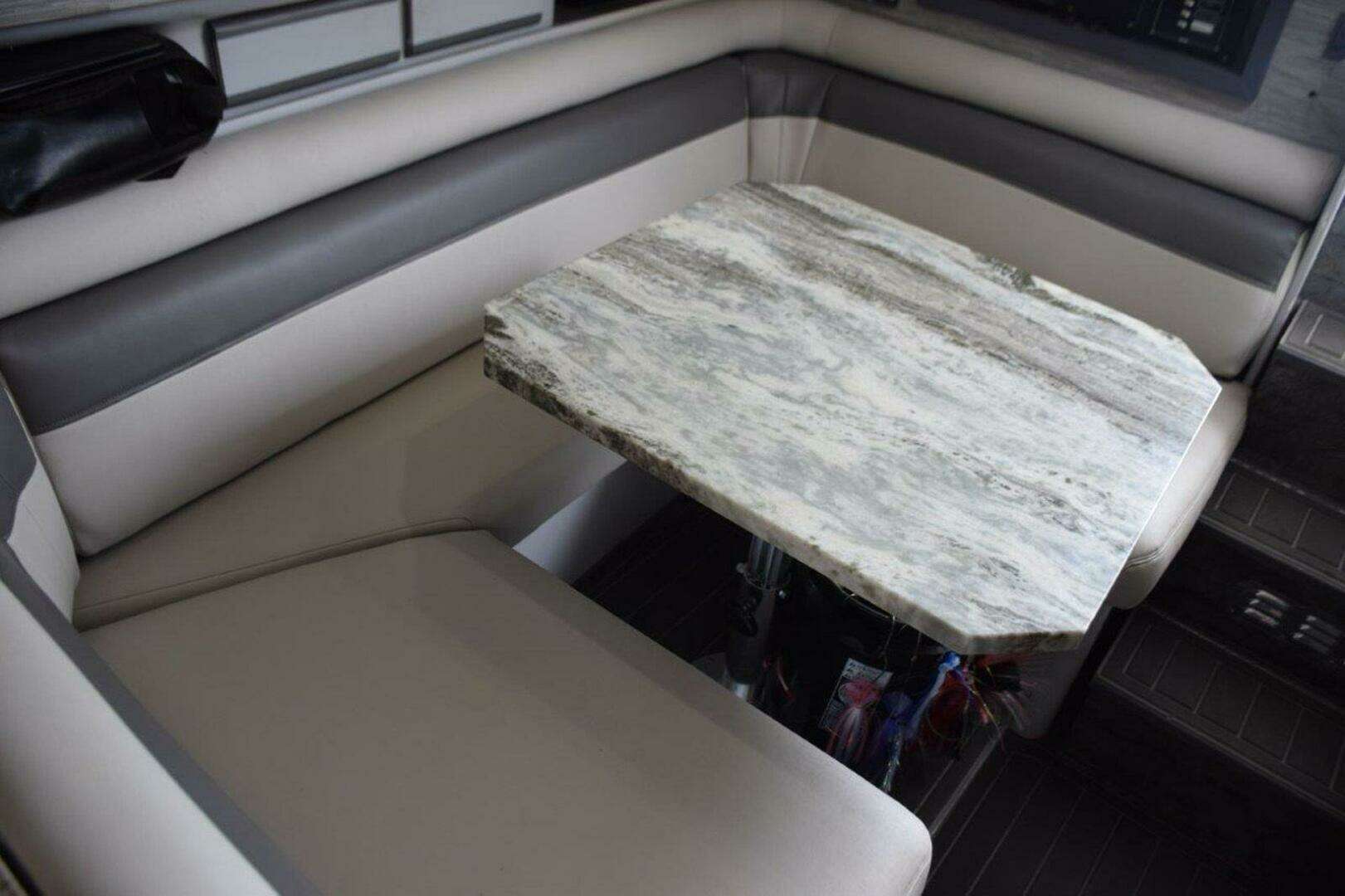 1995 Blackfin Combi 33 - Image 24