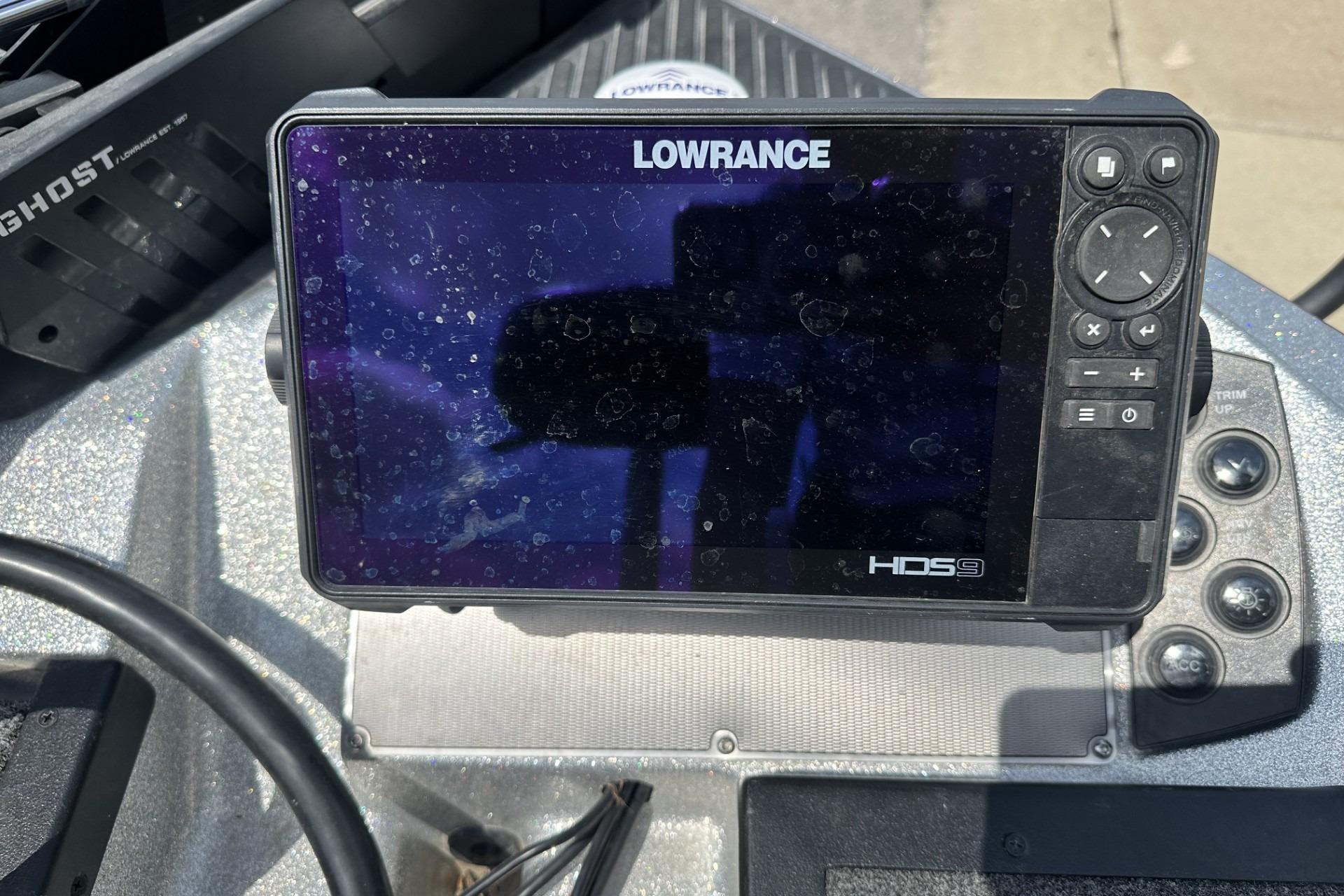 Lowrance HDS9 fishfinder on 2018 Ranger Z518 boat dashboard.